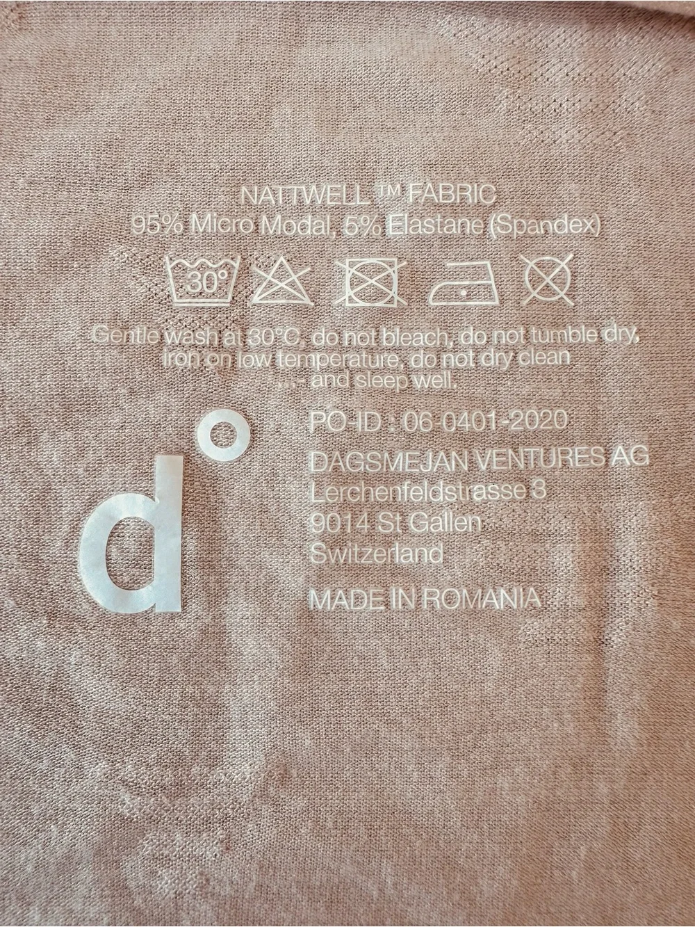 Dagsmejan Nattwell Sleeptech Short Sleeve Scoop Neck Tee in Light Blush | Size M